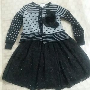 Poppa and Julie girls 2pc set with beautiful detai